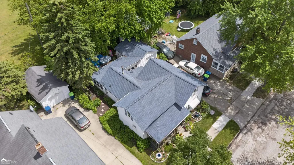 1409 Stanton Street Bay City City MI 48708