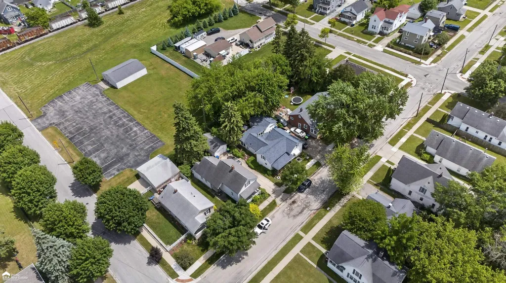 1409 Stanton Street Bay City City MI 48708