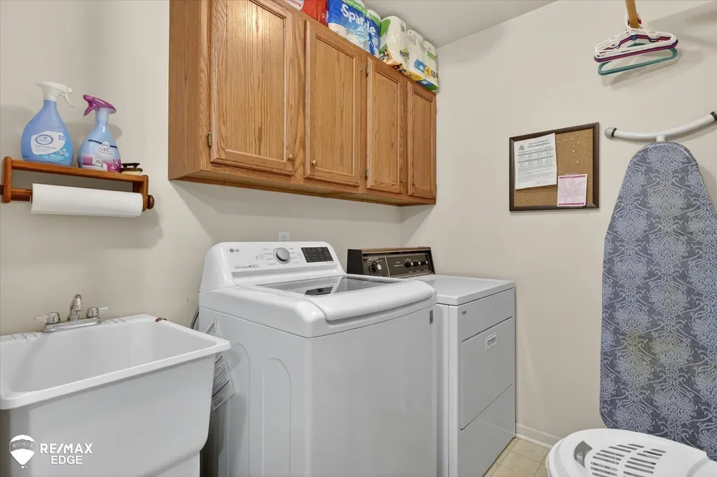 1060 Julie Drive Davison City MI 48423