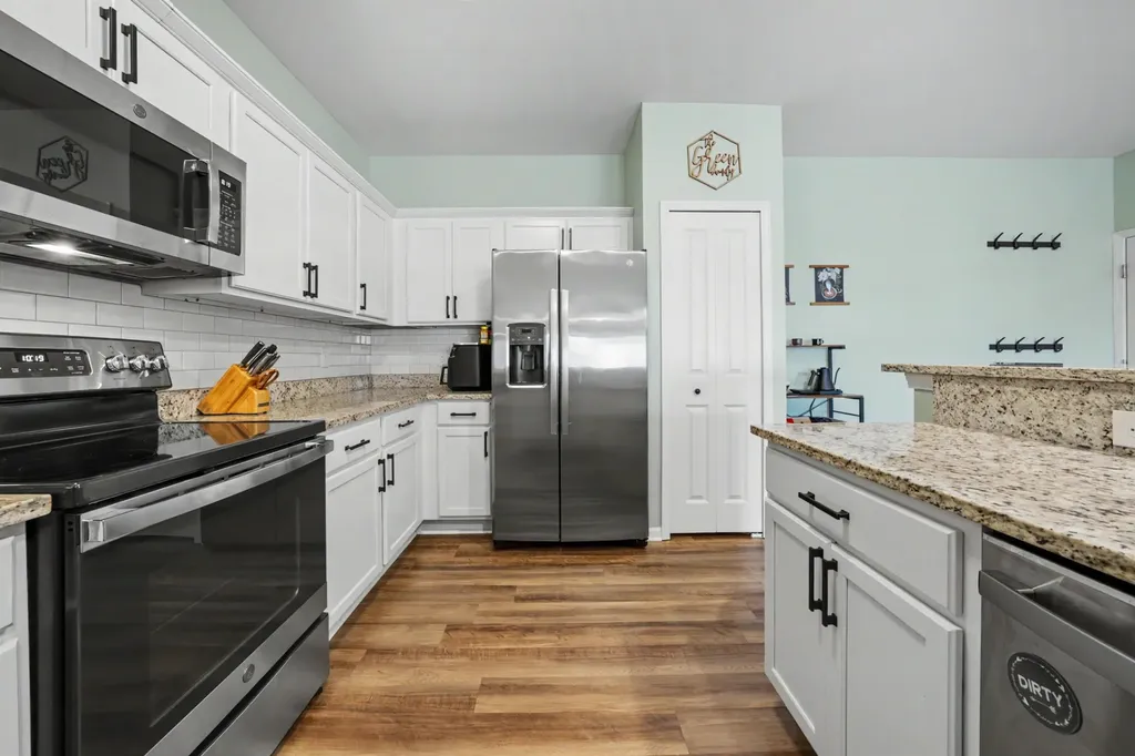 9836 Ridge Run Street Hartland Township MI 48855
