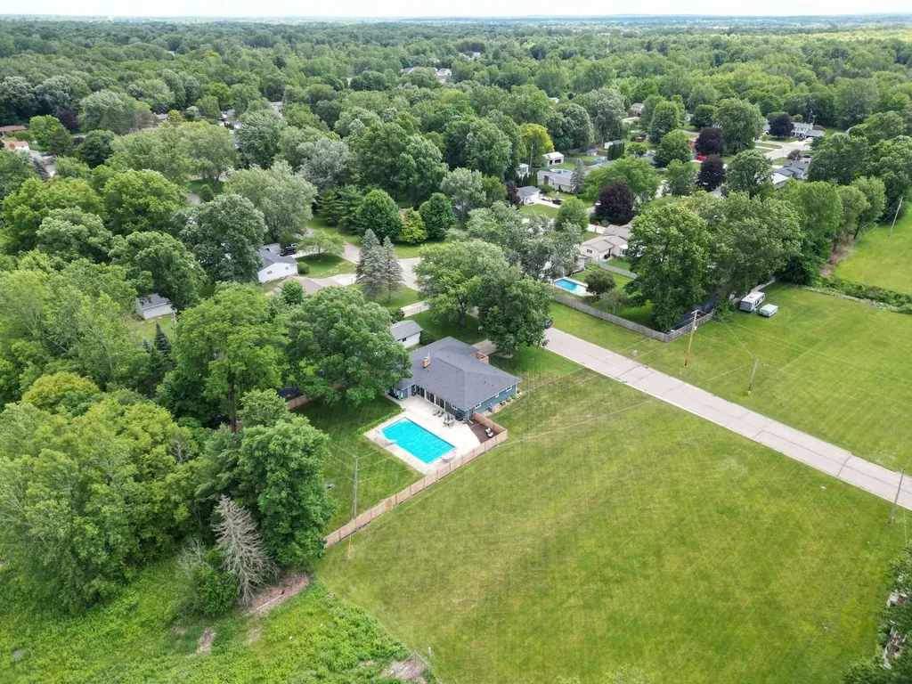 7139 Timberwood Drive Davison Township MI 48423