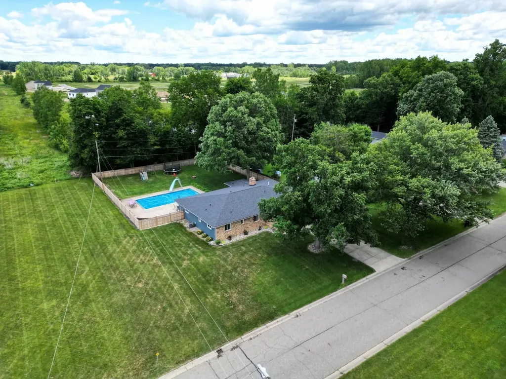 7139 Timberwood Drive Davison Township MI 48423