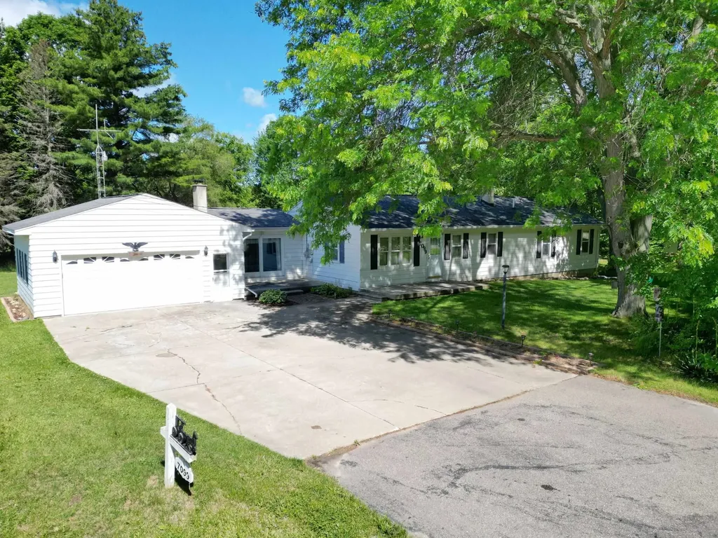 7099 N Henderson Road Richfield Township MI 48420