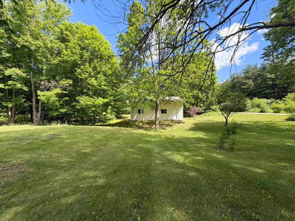 7099 N Henderson Road Richfield Township MI 48420