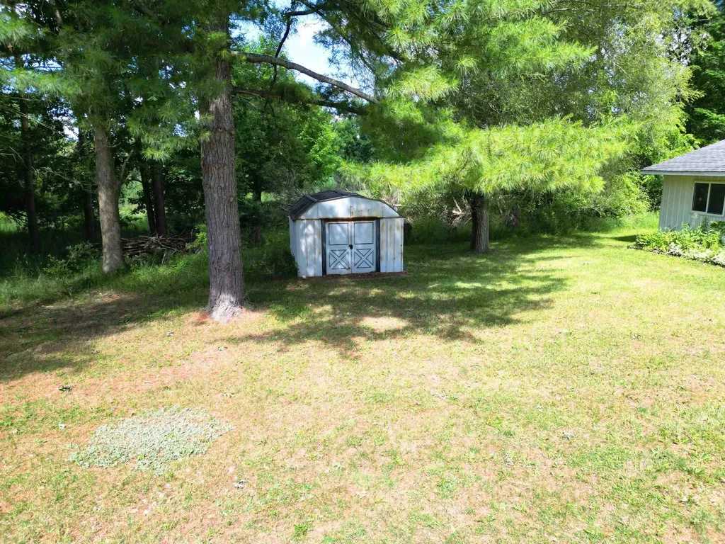 7099 N Henderson Road Richfield Township MI 48420