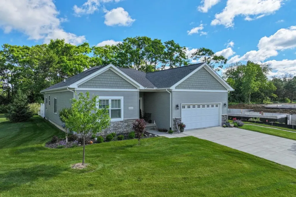 4153 Cedar Lane Grand Blanc Charter Township MI 48439