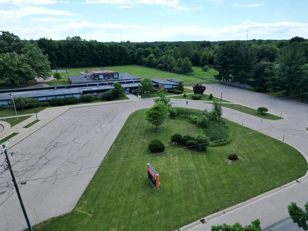 11218 N Linden Road Vienna Charter Township MI 48420