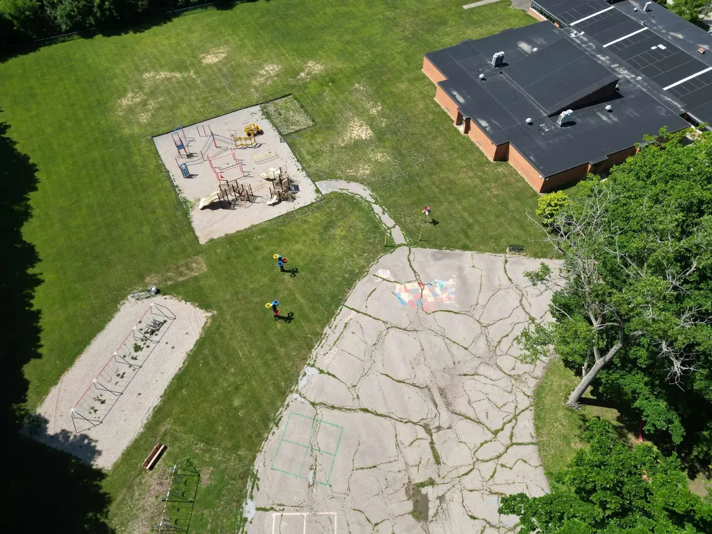 11218 N Linden Road Vienna Charter Township MI 48420