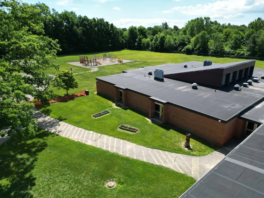 11218 N Linden Road Vienna Charter Township MI 48420