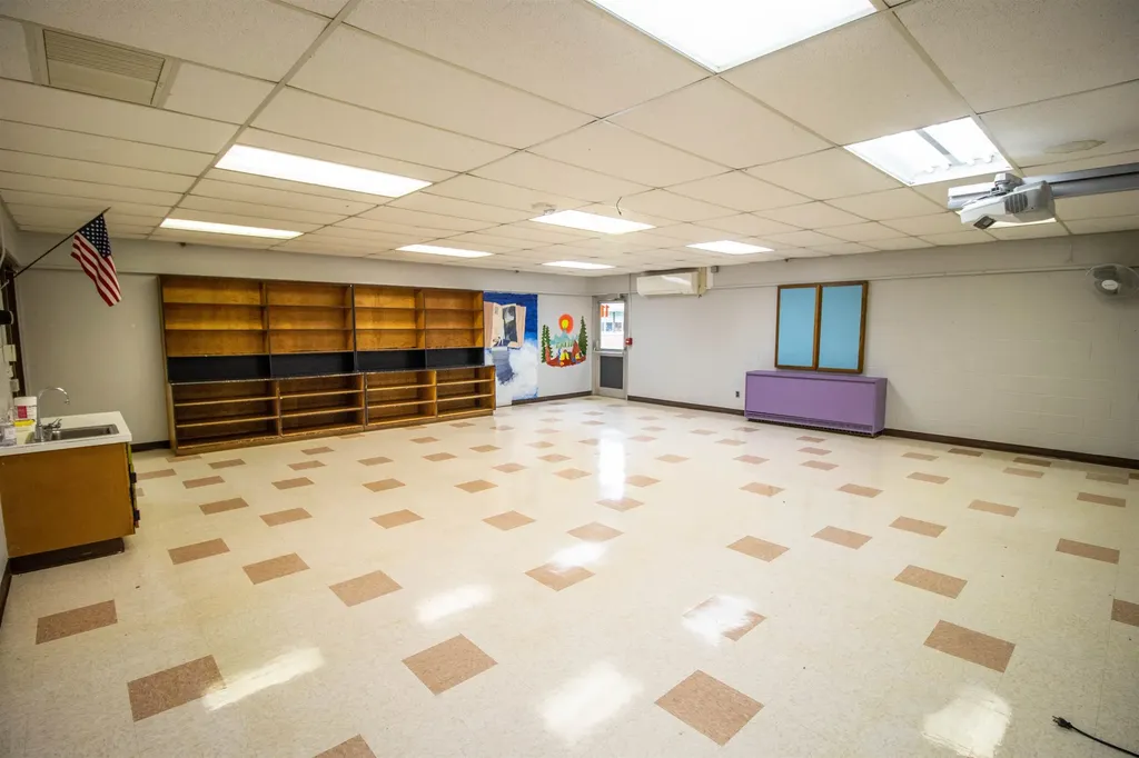 11218 N Linden Road Vienna Charter Township MI 48420