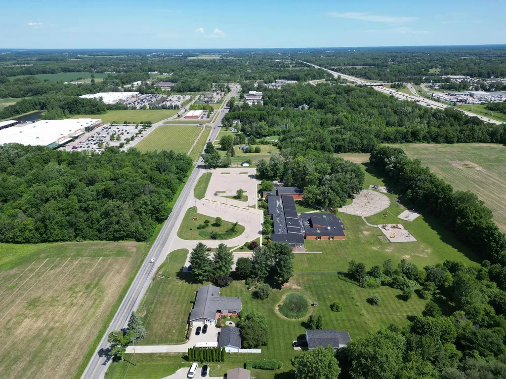 11218 N Linden Road Vienna Charter Township MI 48420