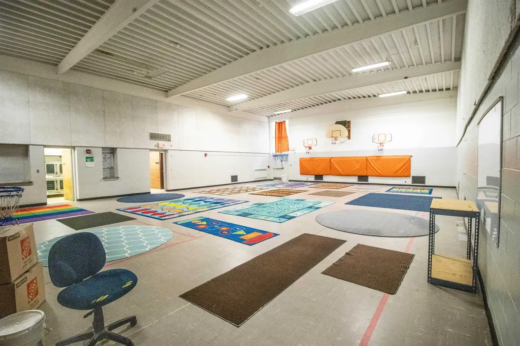 11218 N Linden Road Vienna Charter Township MI 48420