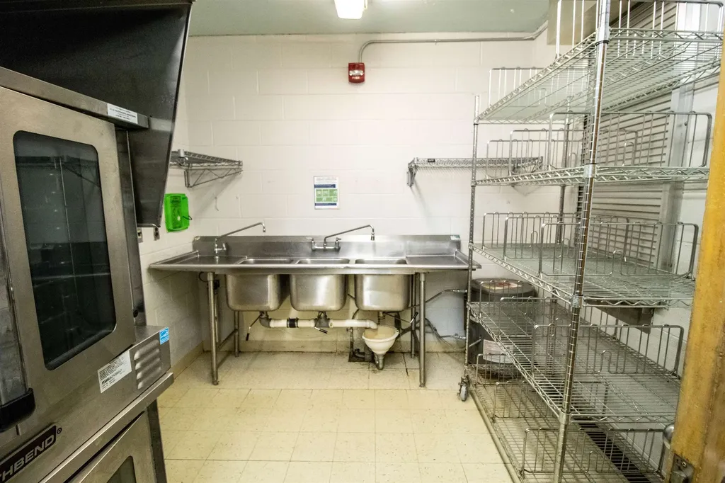 11218 N Linden Road Vienna Charter Township MI 48420