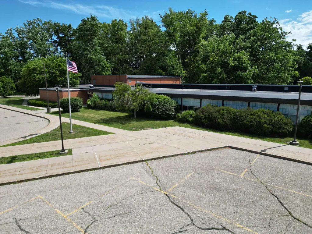 11218 N Linden Road Vienna Charter Township MI 48420