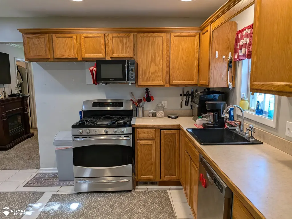 1346 Connell Street Burton City MI 48529