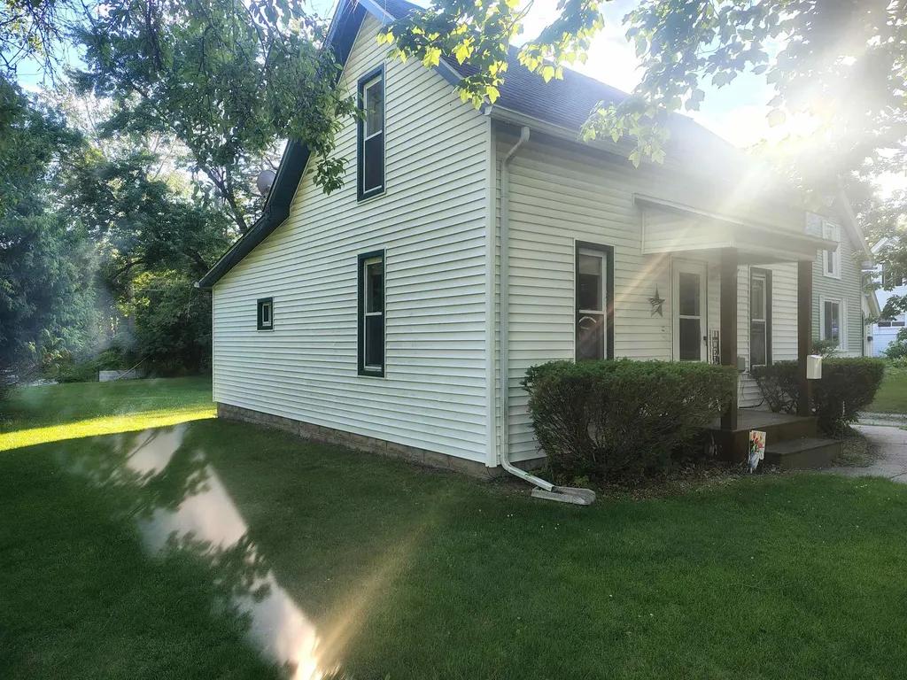 119 Spruce Street Vassar City MI 48768