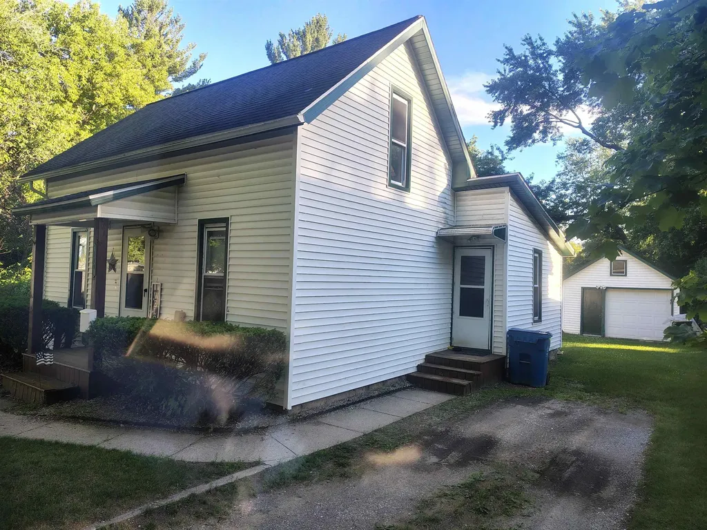 119 Spruce Street Vassar City MI 48768