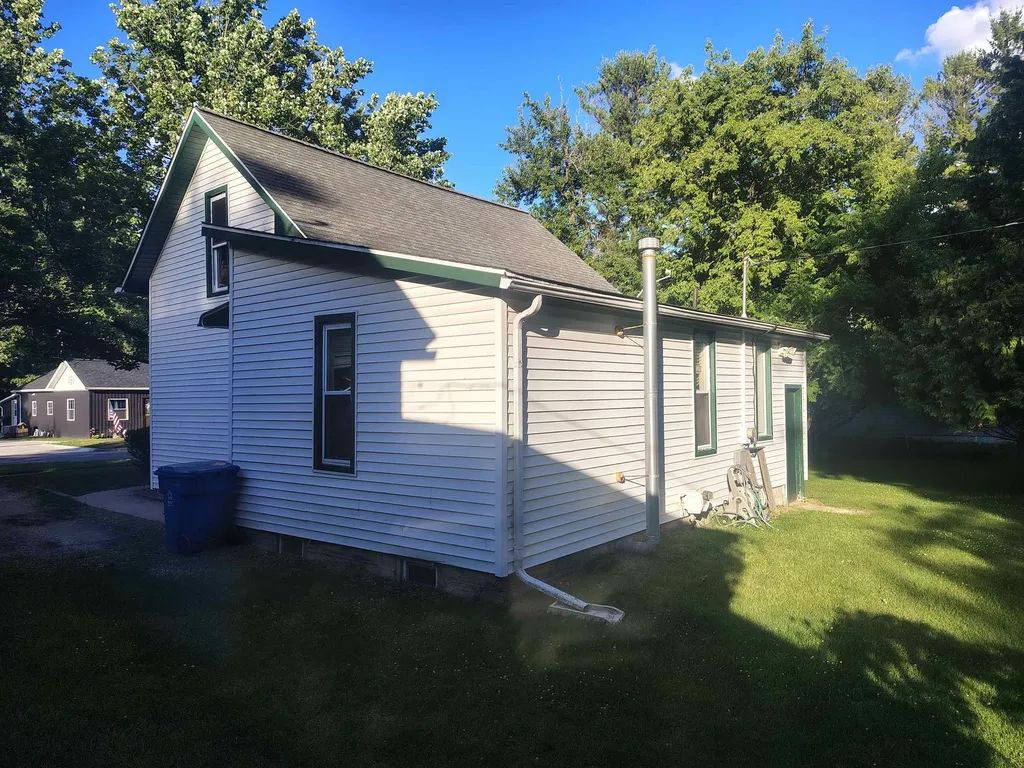 119 Spruce Street Vassar City MI 48768