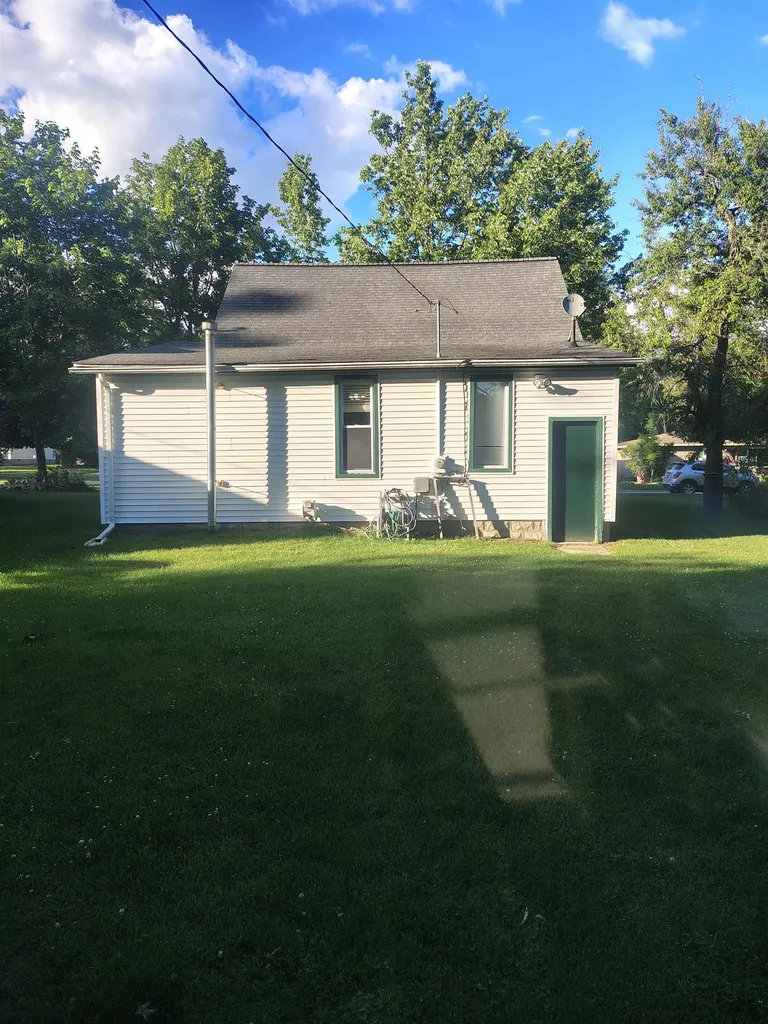 119 Spruce Street Vassar City MI 48768