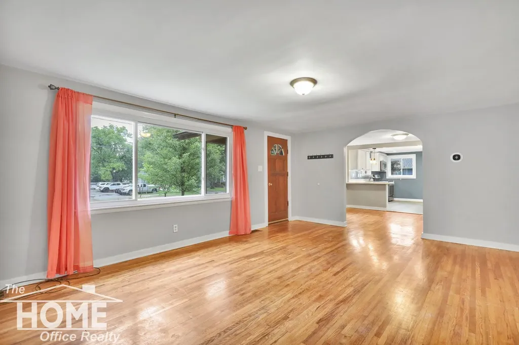 204 E Mcarthur Street Corunna City MI 48817