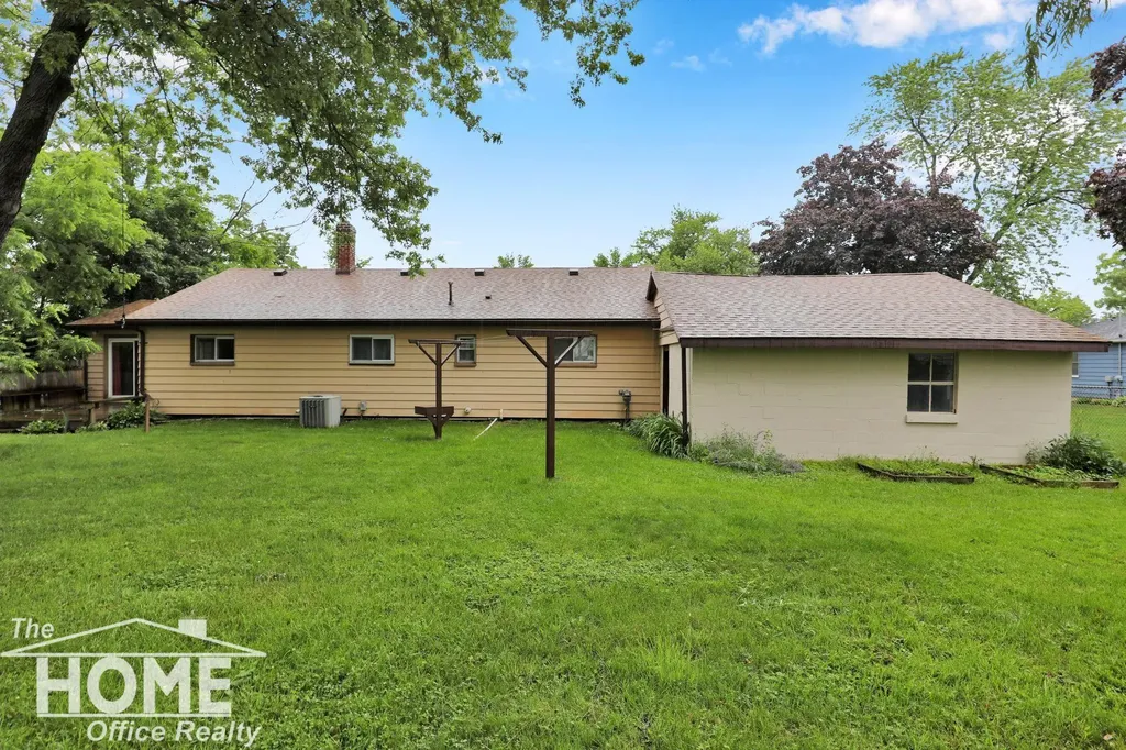 204 E Mcarthur Street Corunna City MI 48817