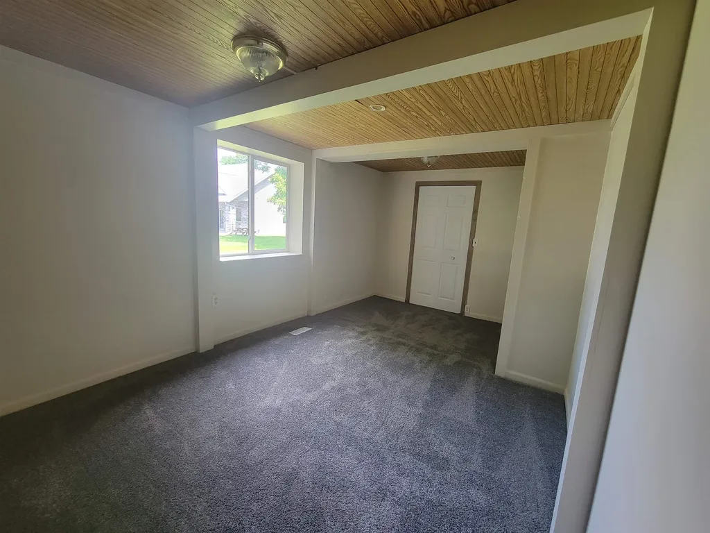11372 N Linden Road Vienna Charter Township MI 48420