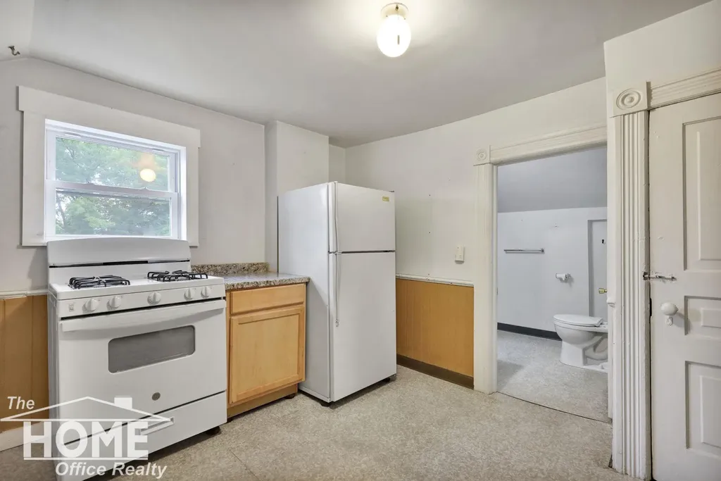 422 Clinton Street Owosso City MI 48867