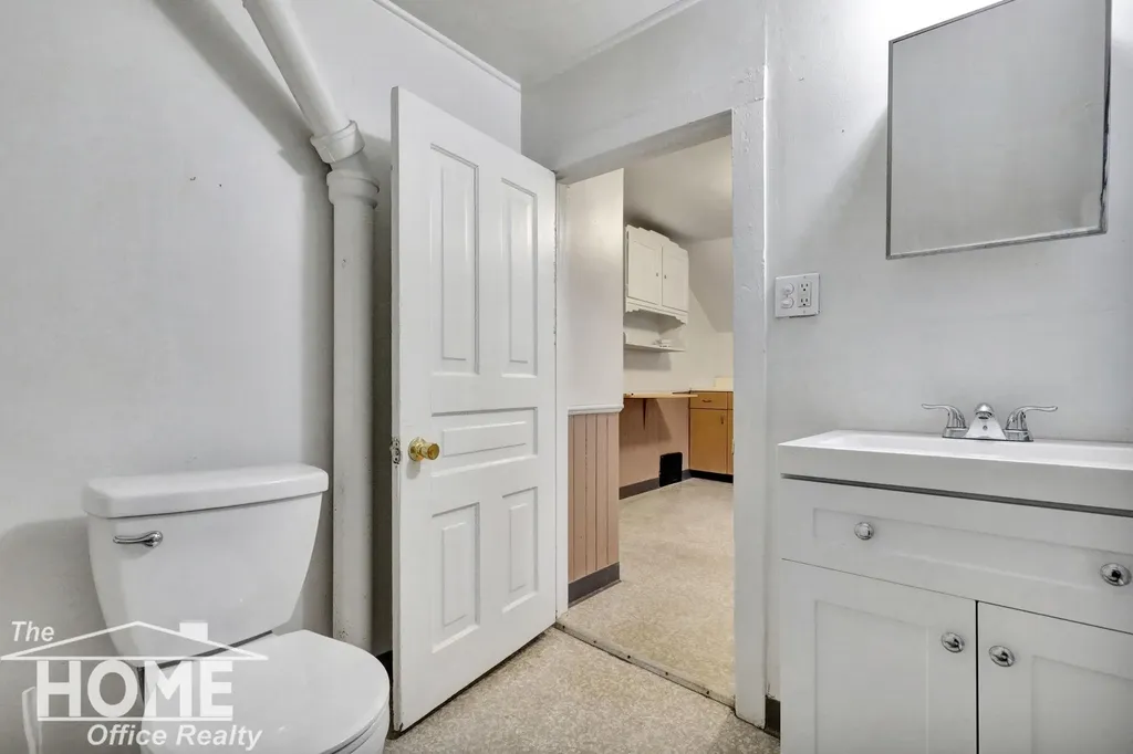 422 Clinton Street Owosso City MI 48867