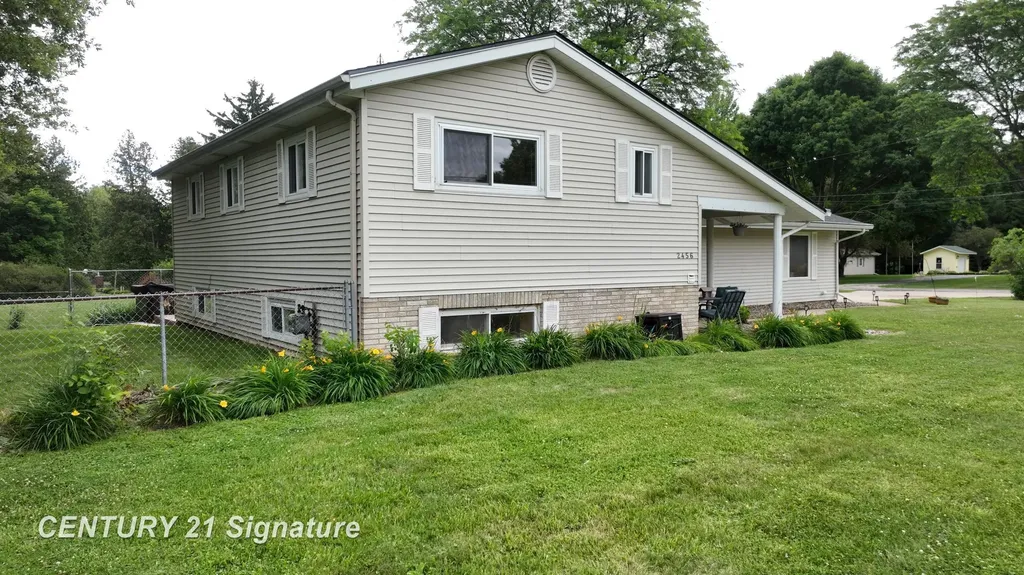 2456 W Wilson Road Vienna Charter Township MI 48420