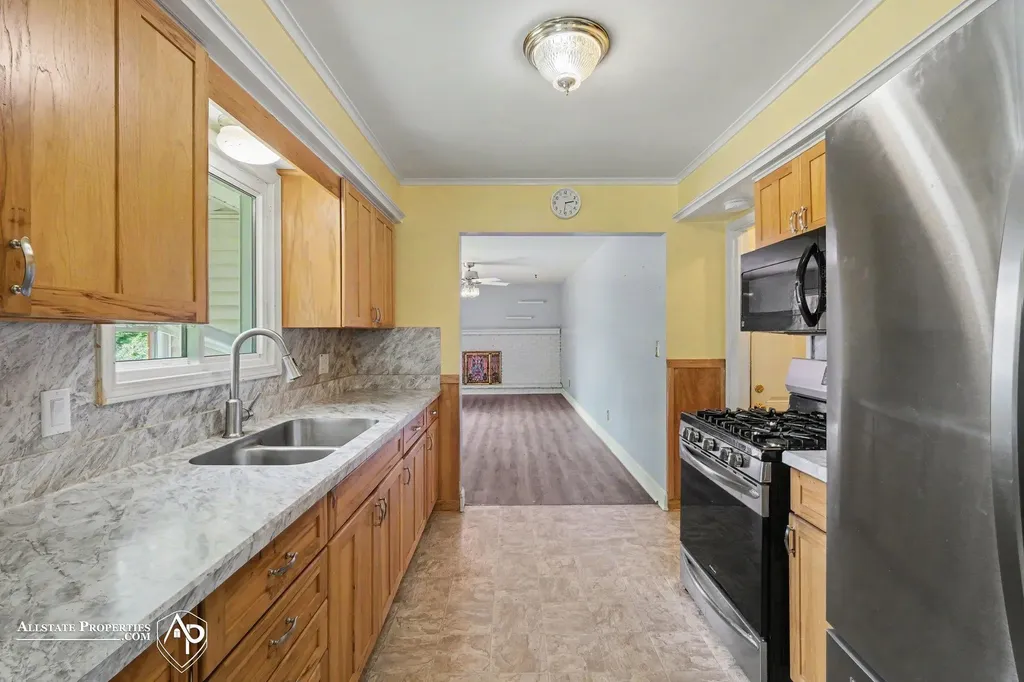 6499 Bristol Road Swartz Creek City MI 48473
