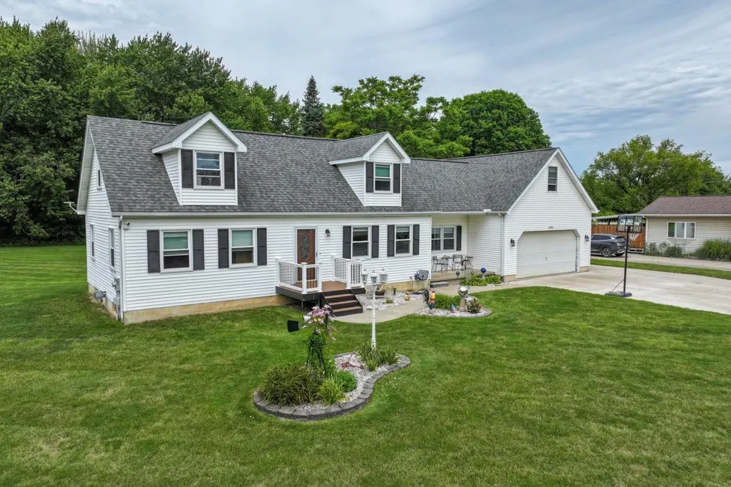 3084 Eugene Street Burton City MI 48519