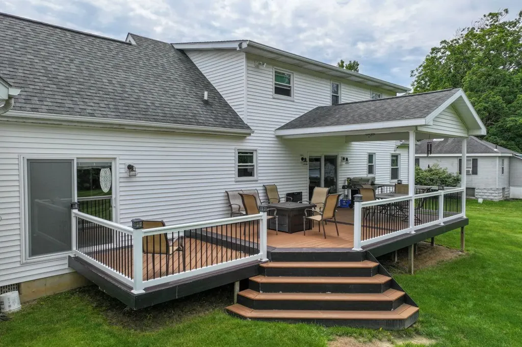 3084 Eugene Street Burton City MI 48519