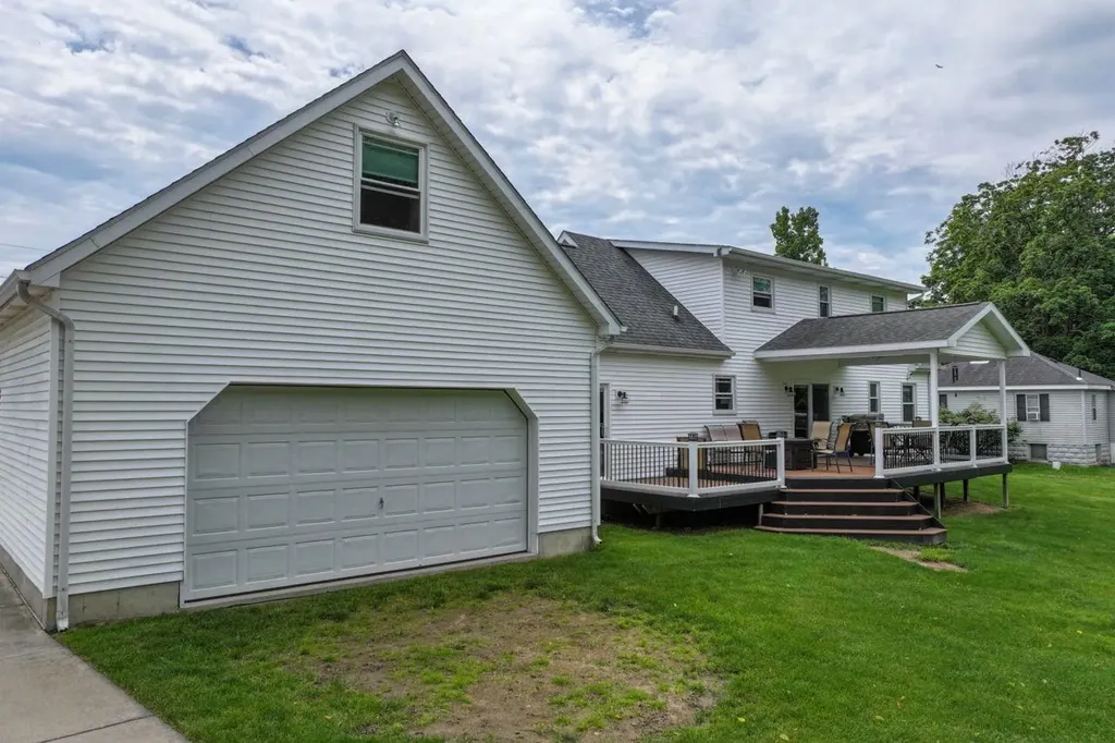 3084 Eugene Street Burton City MI 48519