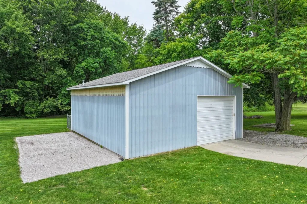 3084 Eugene Street Burton City MI 48519