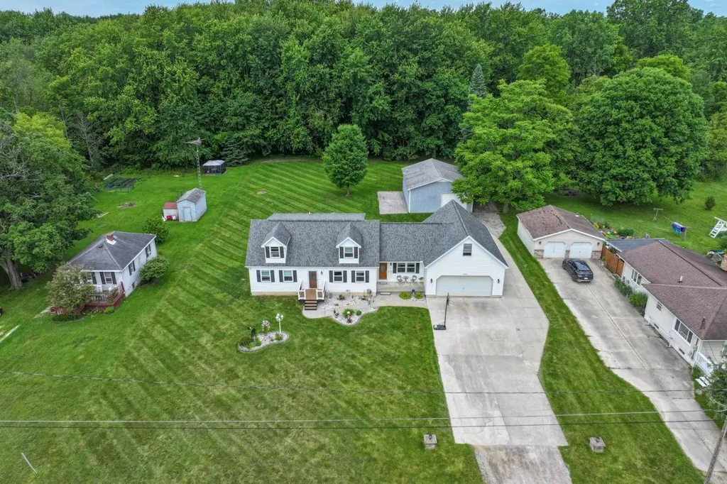 3084 Eugene Street Burton City MI 48519