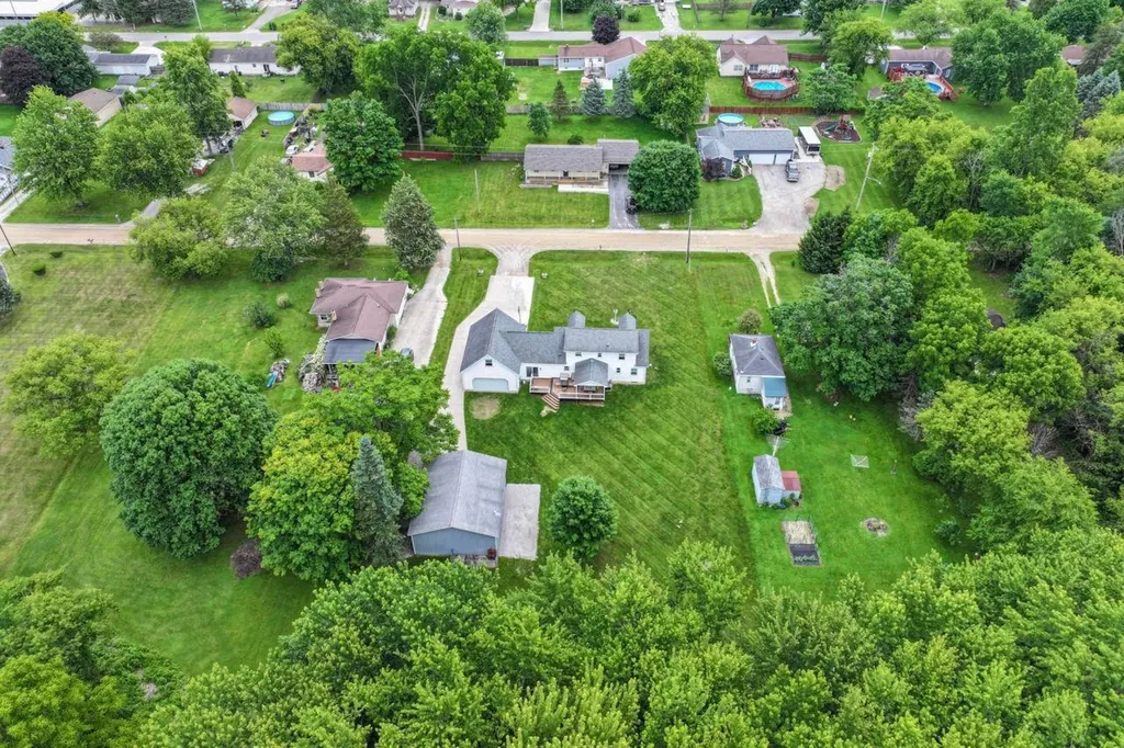 3084 Eugene Street Burton City MI 48519
