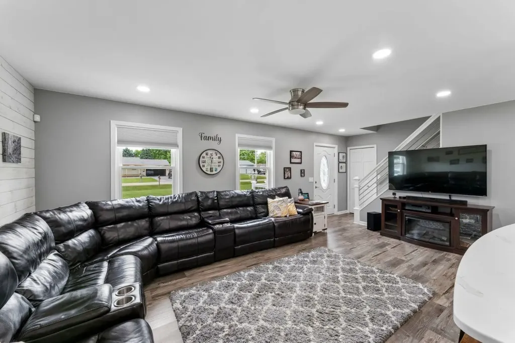 3084 Eugene Street Burton City MI 48519