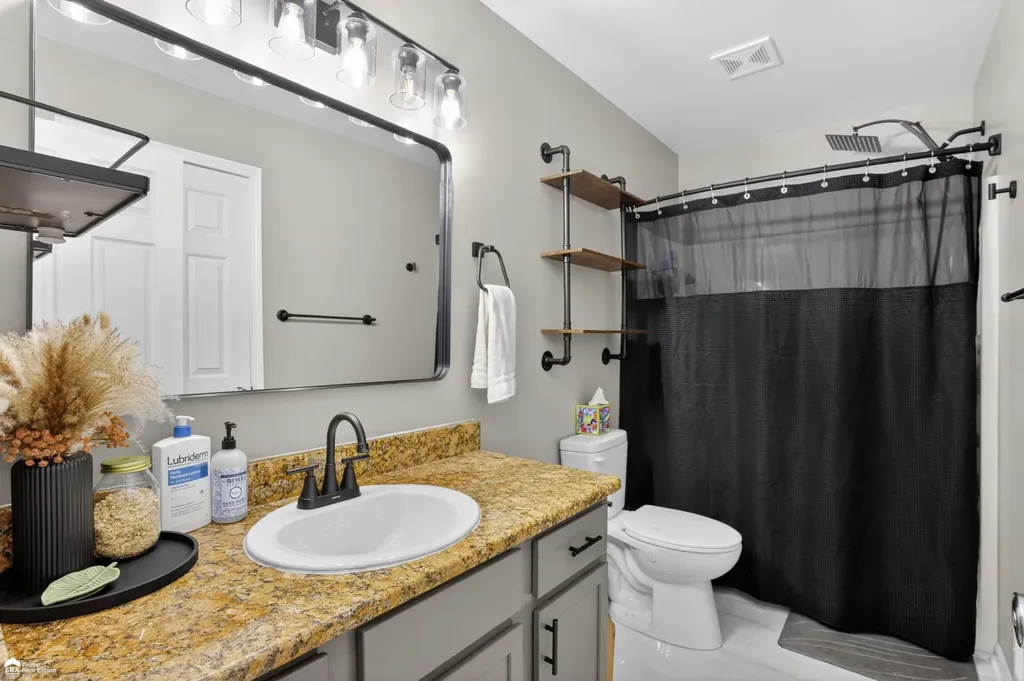 11276 Autumn Breeze Trail Vienna Charter Township MI 48420