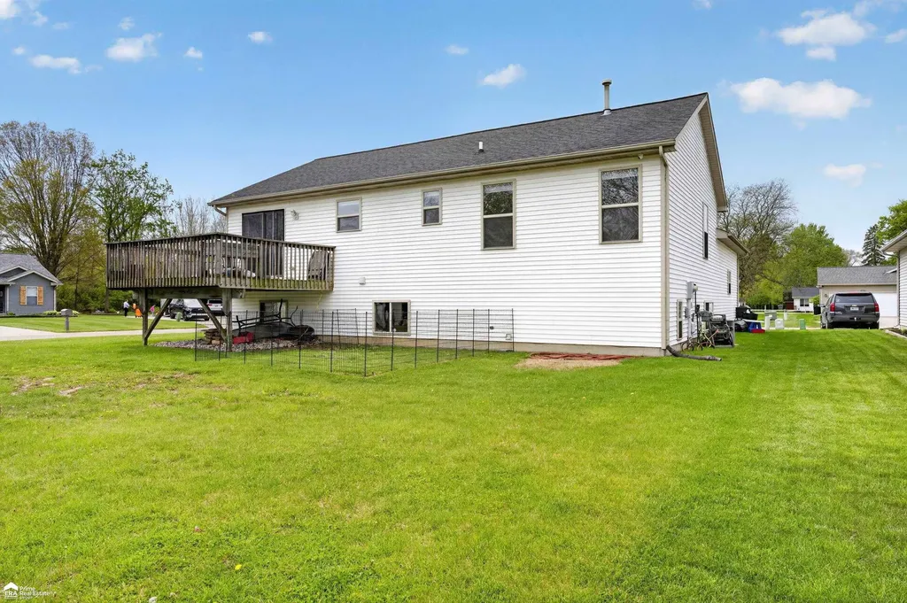 11276 Autumn Breeze Trail Vienna Charter Township MI 48420