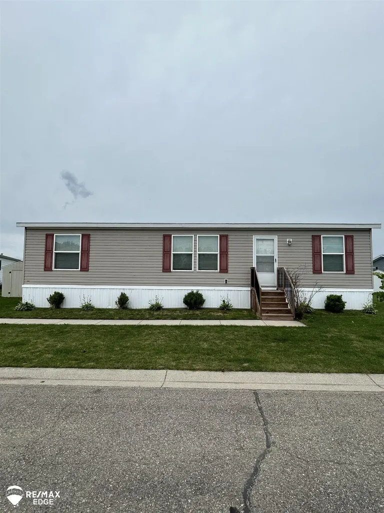 743 Morgan Drive Genesee Charter Township MI 48506