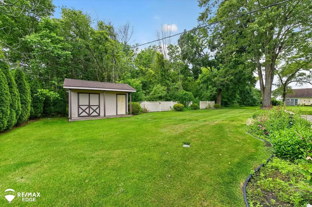 10048 E Coldwater Road Richfield Township MI 48423