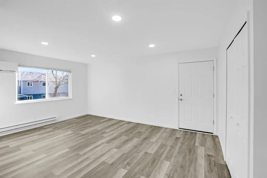 3901 N Averill Apt #104 Avenue Flint City MI 48506
