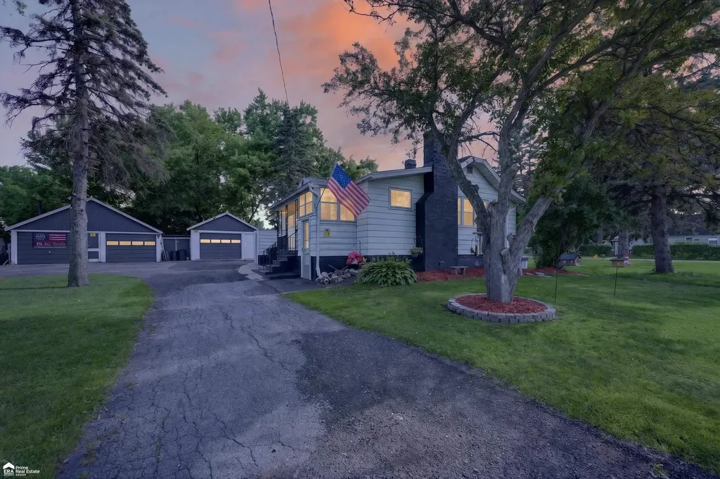 1442 Natalie Drive Burton City MI 48529