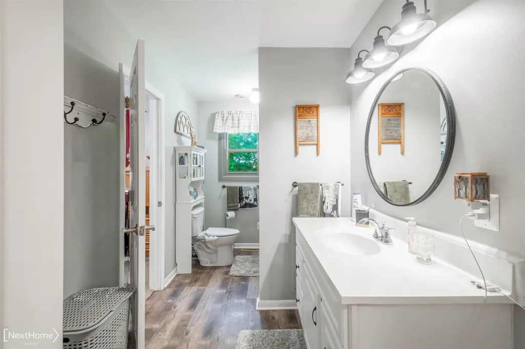 10400 Coldwater Road Flushing Charter Township MI 48433