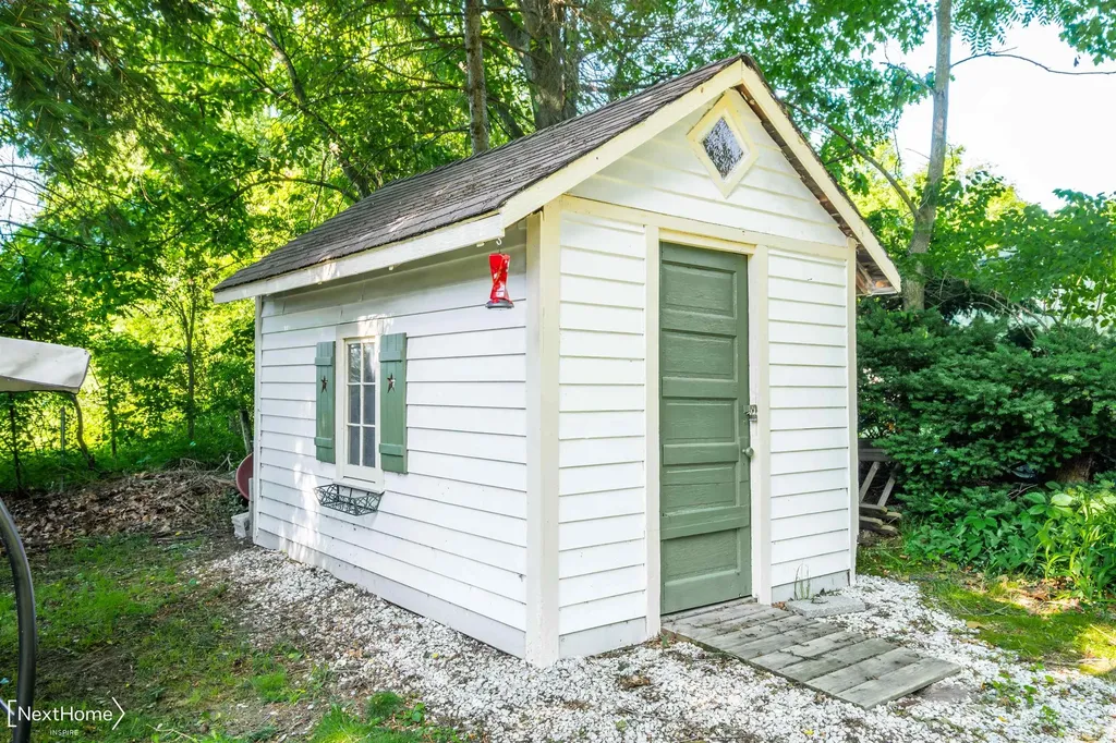 10400 Coldwater Road Flushing Charter Township MI 48433