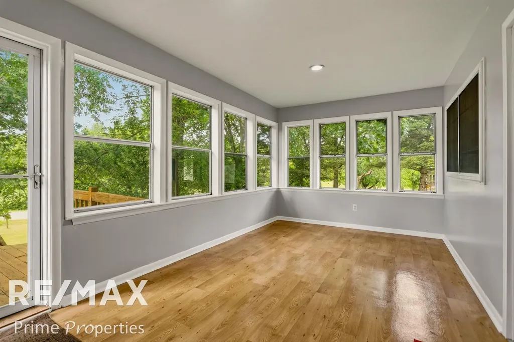 594 Lou Alice Drive Deerfield Township MI 48421