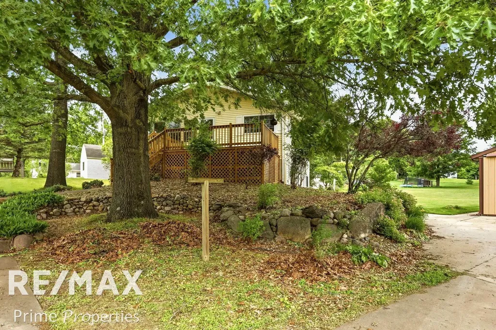 594 Lou Alice Drive Deerfield Township MI 48421
