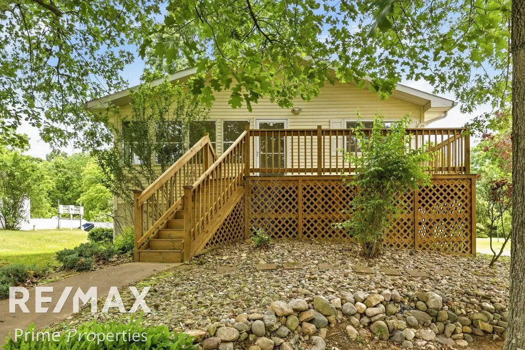 594 Lou Alice Drive Deerfield Township MI 48421