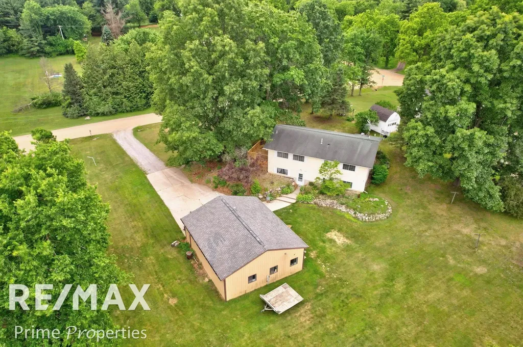 594 Lou Alice Drive Deerfield Township MI 48421