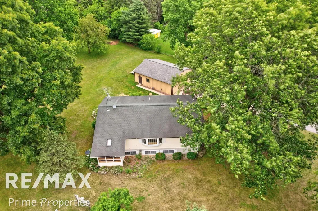 594 Lou Alice Drive Deerfield Township MI 48421